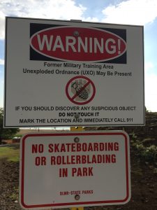 weird signs in Hawaii